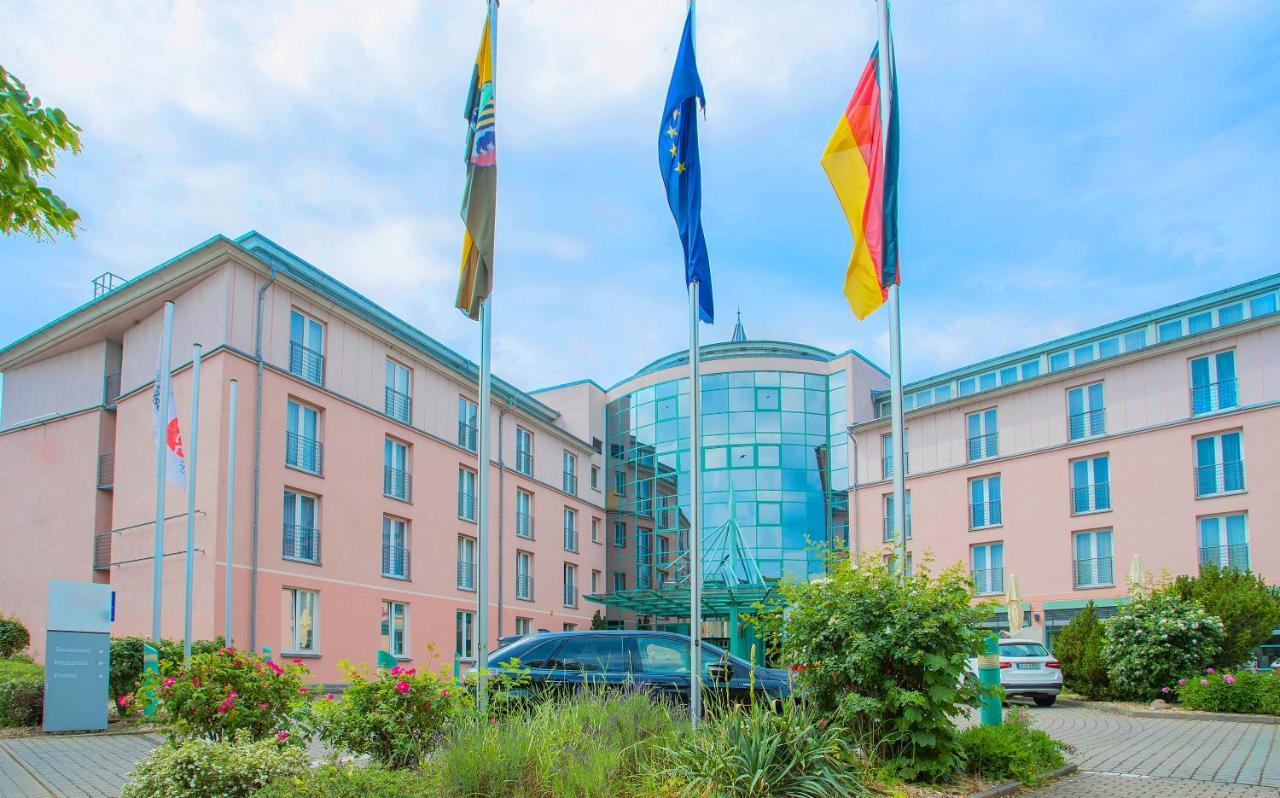Achat Hotel Магдебург Екстер'єр фото